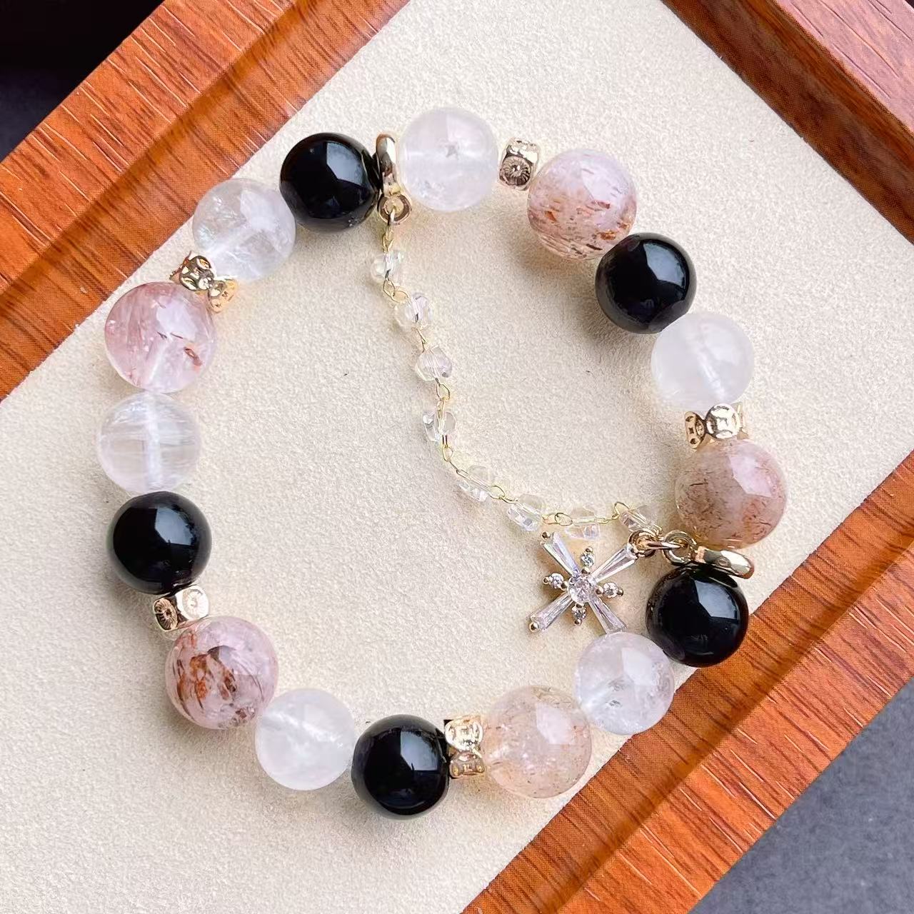 Clear Quartz Obsidian Bracelet，maintaining energetic balance